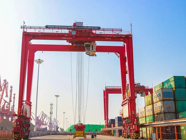 湖南岳陽集裝箱門式起重機(jī)廠家集裝箱門式起重機(jī)如何選型