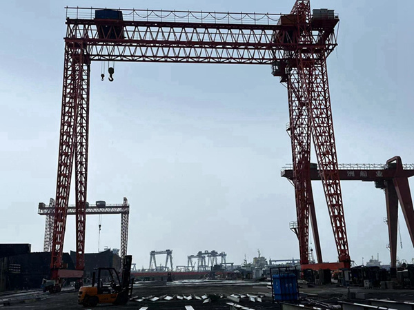 福建福州造船門式起重機廠家造船門式起重機有效作業(yè)