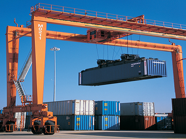 浙江嘉興集裝箱門式起重機廠家集裝箱門式起重機跨度大