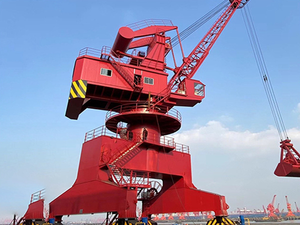 浙江杭州單臂架門座式起重機(jī)公司單臂架門座式起重機(jī)靈活作業(yè)