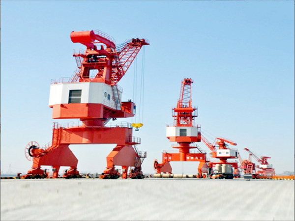 湖北武漢單臂架門座式起重機公司單臂架門座式起重機穩定可靠