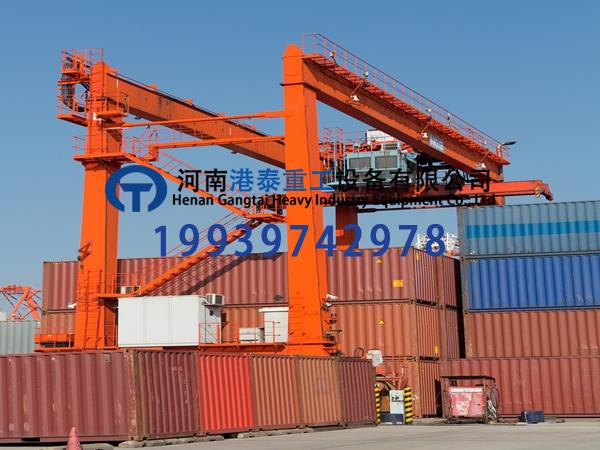 如何避免集裝箱起重機(jī)作業(yè)中的箱體搖擺問(wèn)題