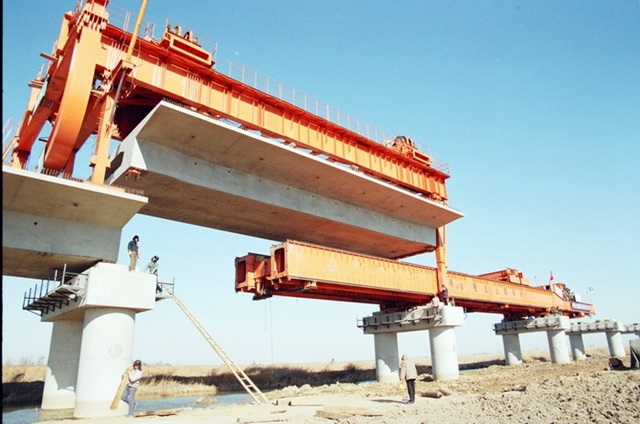 云南曲靖架橋機廠家進行科技創新