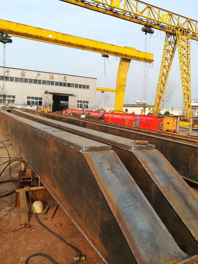 浙江臺州龍門吊廠家配件緩沖器類型