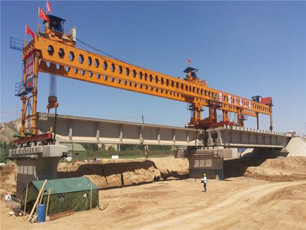甘肅酒泉架橋機龍門吊廠家 架橋機威力無比