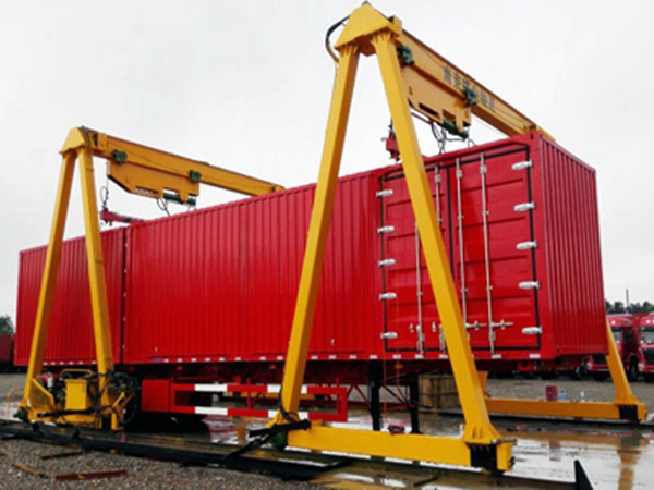 廣西欽州集裝箱起重機實用可靠