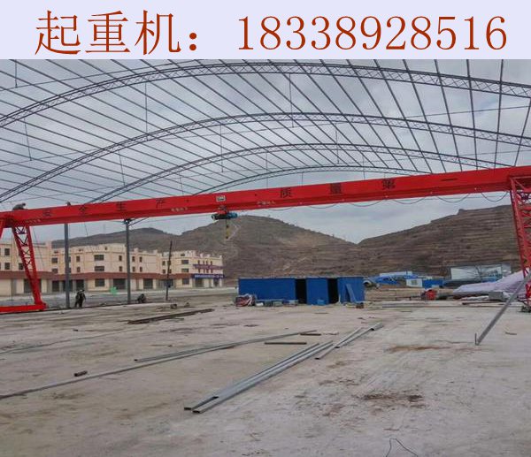 陜西延安地鐵起重機設(shè)備齊全