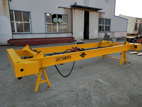 云南麗江集裝箱吊具廠家起重吊具使用注意事項